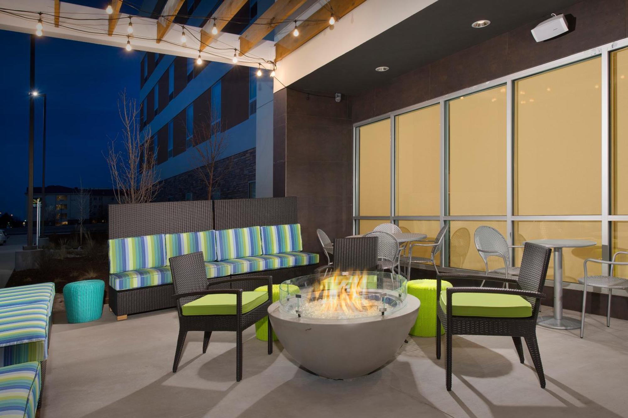Home2 Suites By Hilton Denver International Airport Dış mekan fotoğraf